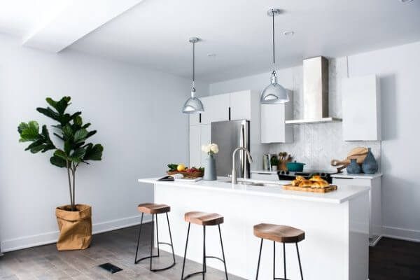 Three stools in front of a kitchen bar | Featured image for DIY Kitchens Brisbane page on KDH.